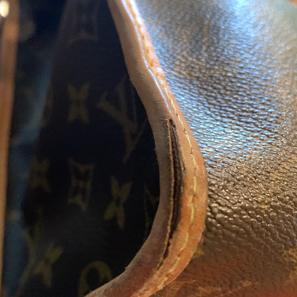 Louis Vuitton Popincourt Haut Shoulder Bag With Dustbag - Picture 12 of 16